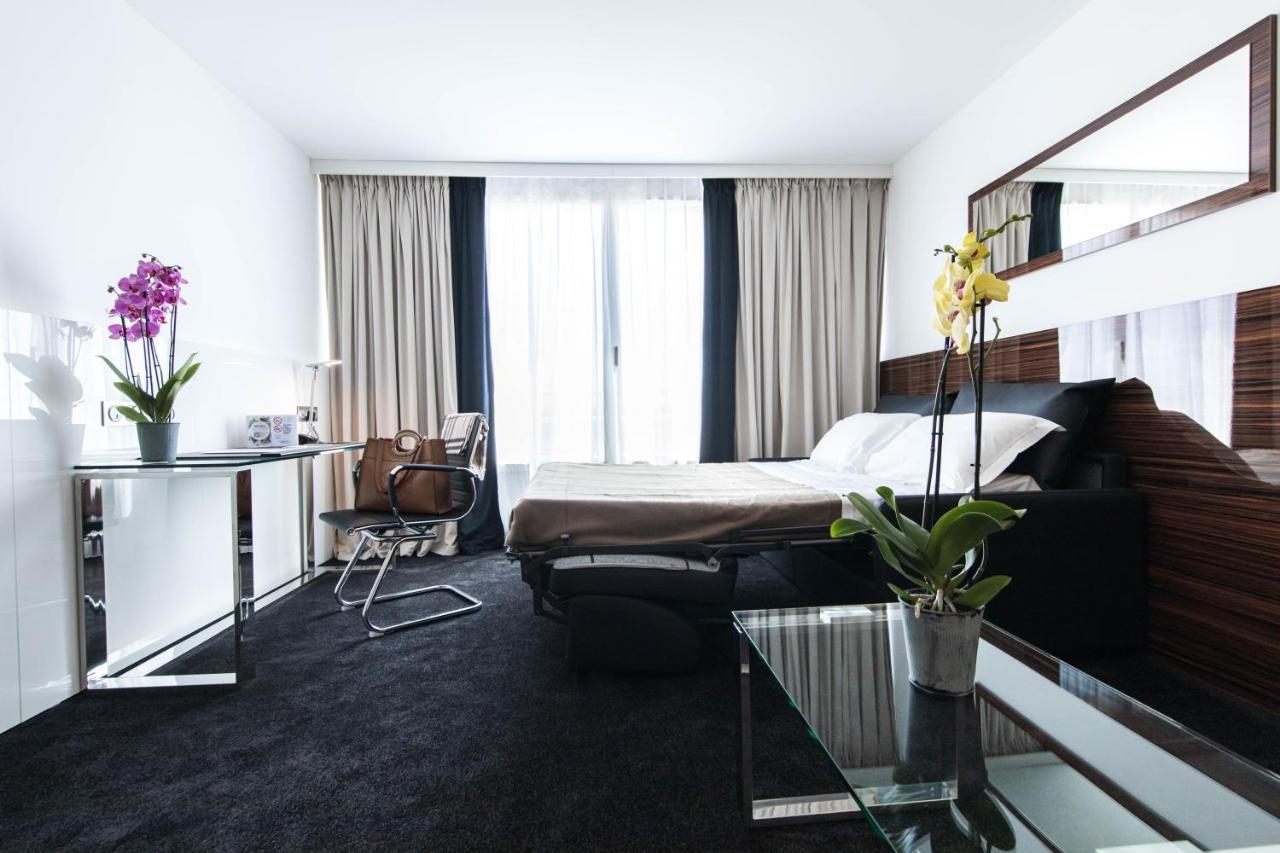 Westotel Tours Val De Loire 4* La Ville-aux-Dames